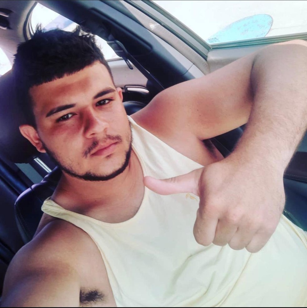 O empresário Leonardo Secioso Rosa morreu na noite desta quarta-feira, na Avenida Amaro Cavalcanti, no Méier — Foto: Reprodução