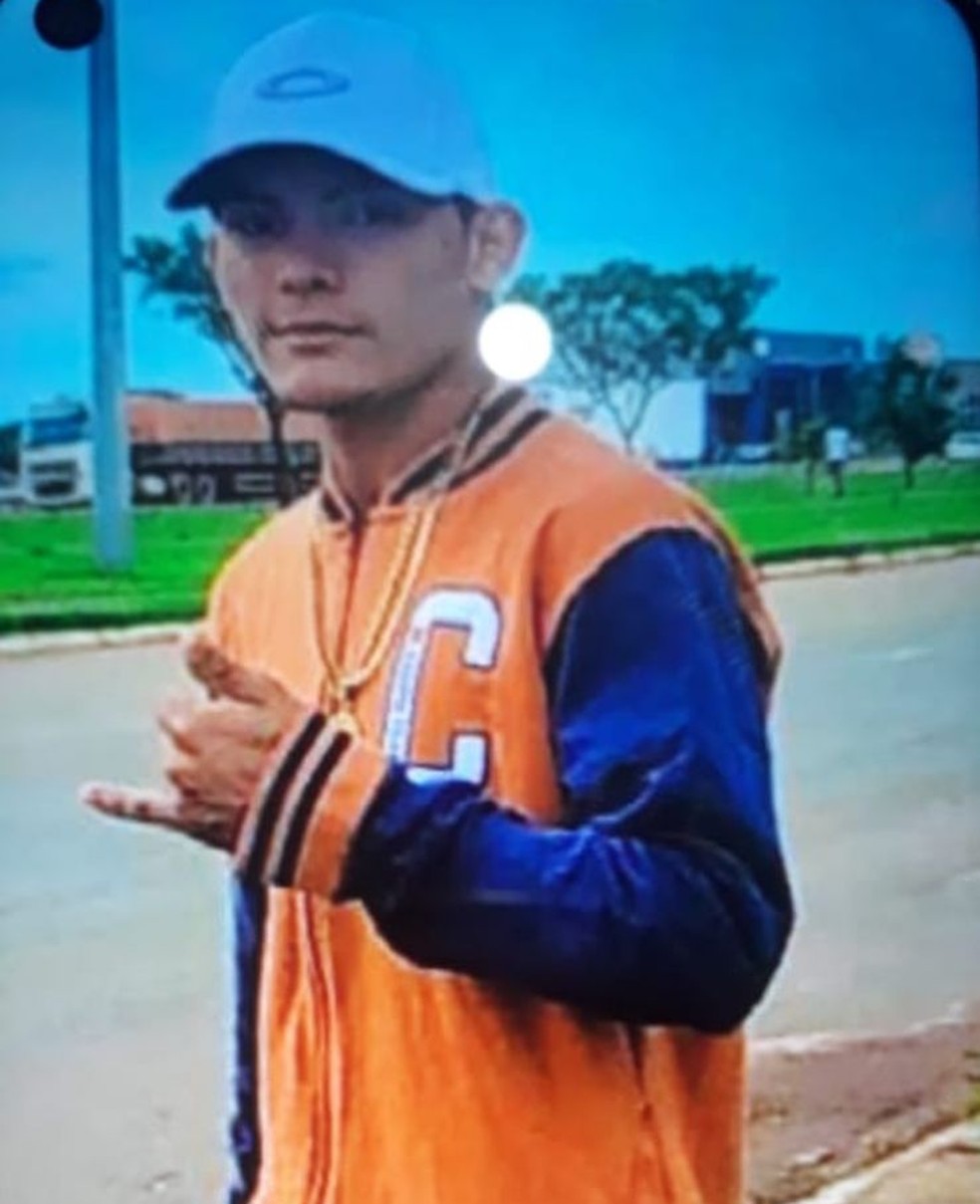 Antnio Gabriel Leite de Castro, de 19 anos, foi encontrado morto em maro do ano passado, em Tapurah, a 428 km de Cuiab.  Foto: Reproduo