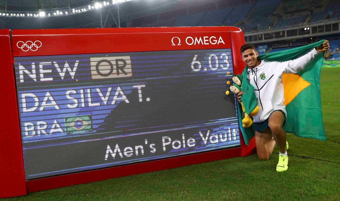 Thiago Braz salto com vara campeão olímpico (Foto: Agência Reuters)