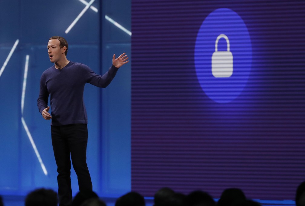 Mark Zuckerberg, CEO do Facebook, durante o F8, conferÃªncia de desenvolvedores da rede social. â€” Foto: Stephen Lam/Reuters