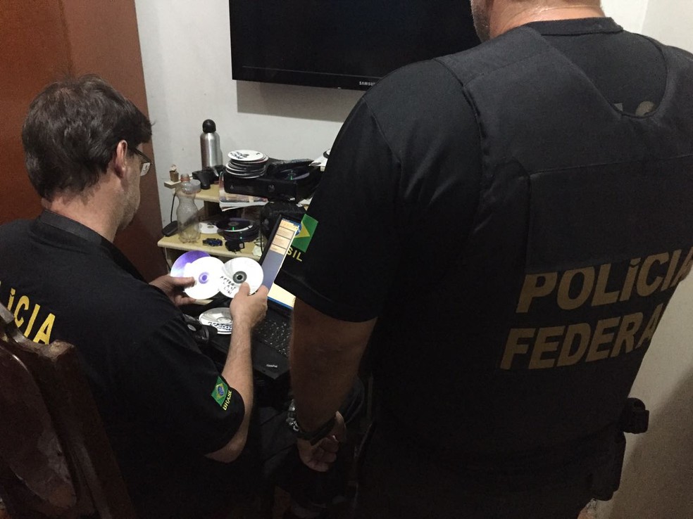 Polícia Federal deflagrou a operação Darknet, uma das maiores realizadas no Brasil contra crimes de pornografia infantil e abuso  (Foto: PF/Divulgação)