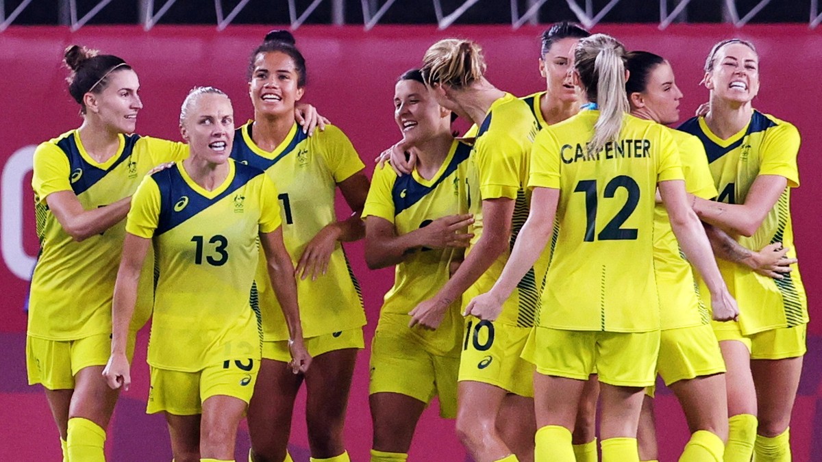 Austrália elimina Grã-Bretanha após sofrer virada, empatar ...