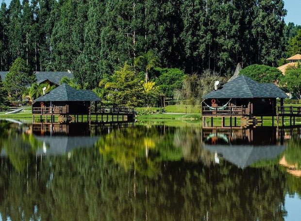 Virá Charme Resort, no interior do Paraná, é cercado de verde e de áreas de descompressão (Foto: Arlei Lima / Divulgação)