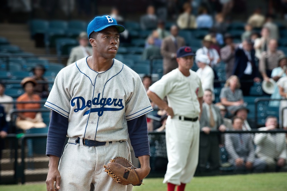 Chadwick Boseman em '42: A História de uma Lenda' — Foto: Divulgação
