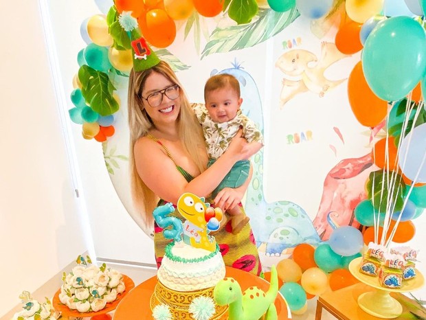 Marilia Mendonca Comemora Mesversario De Leo 5 Meses Que Renasci Quem Quem News