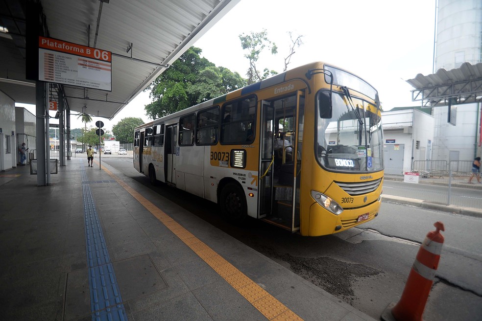 Ônibus do transporte público de Salvador — Foto: Jefferson Peixoto/Secom