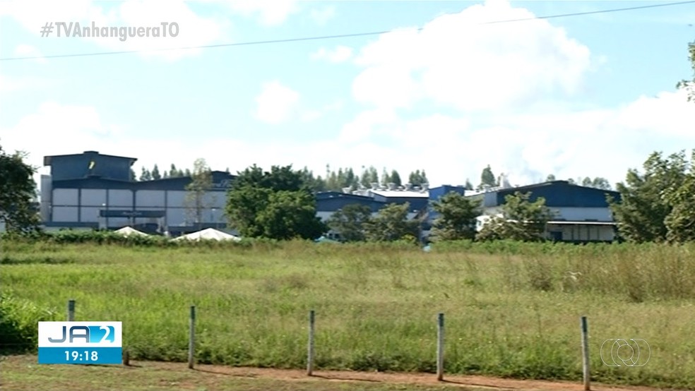 Funcionários de frigorífico em Araguaína são infectados pela Covid-19  — Foto: Reprodução/TV Anhanguera 