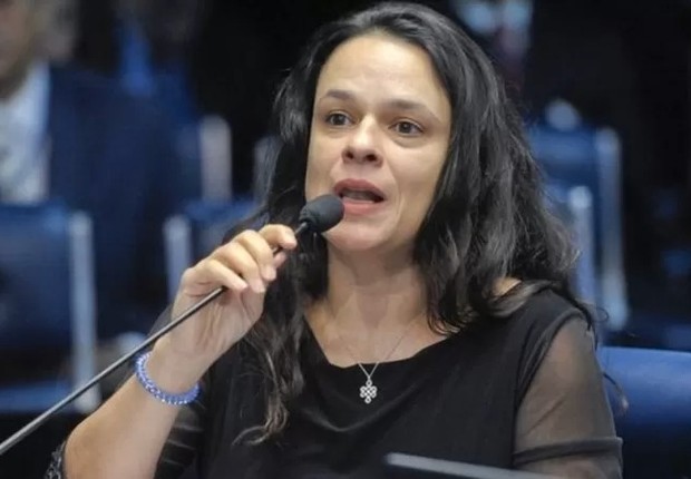 A deputada Janaina Paschoal disse que já incentivou a vacinação em vários momentos (Foto: PEDRO FRANÇA/AGÊNCIA SENADO via BBC News Brasil)