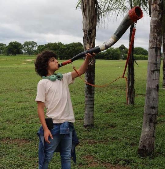 Gustavo Corasini nos bastidores da 'Pantanal' — Foto: Reprodução/ Instagram