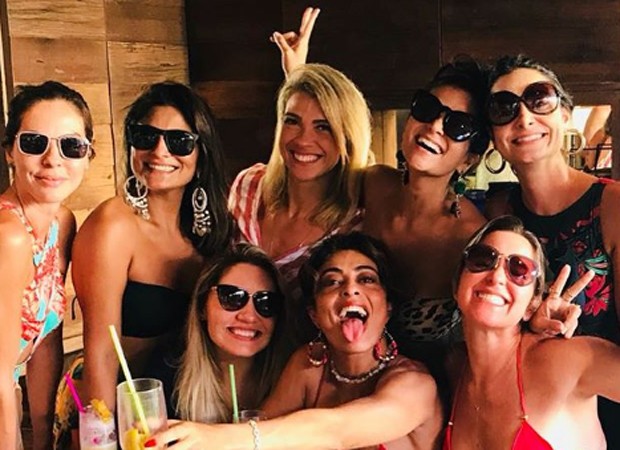 Juliana Paes comemora aniversário cercada por amigas (Foto: Reprodução/Instagram)