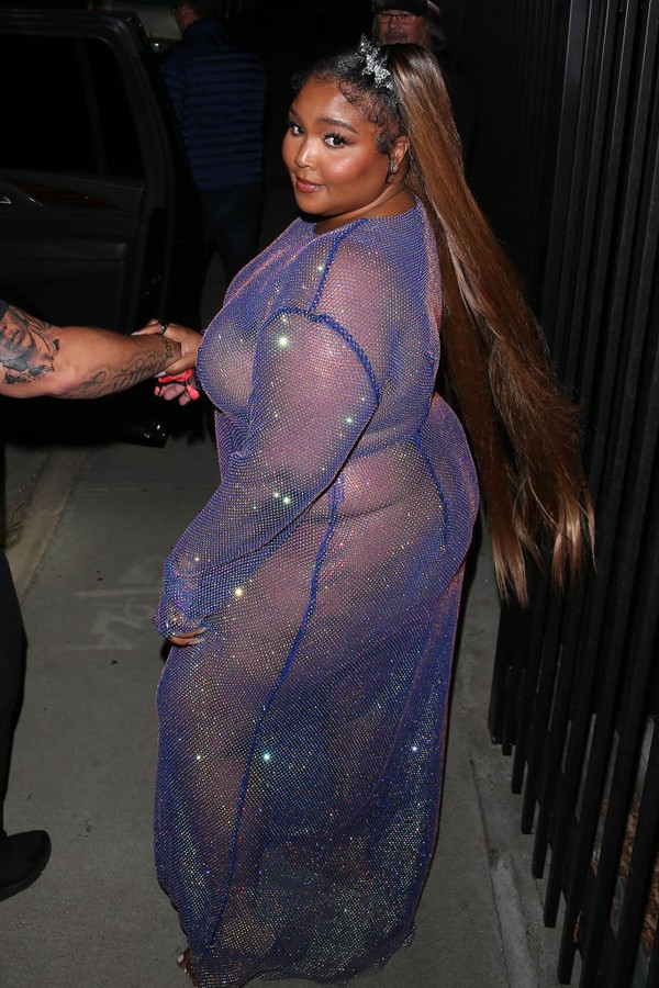 LOS ANGELES, CA - OCTOBER 12: Lizzo is seen on October 12, 2021 in Los Angeles, California. (Photo by MEGA/GC Images) (Foto: GC Images)