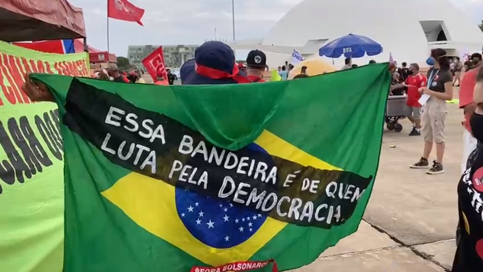 Protesto contra governo Bolsonaro, em Brasília, neste sábado (2) — Foto: Afonso Ferreira/TV Globo