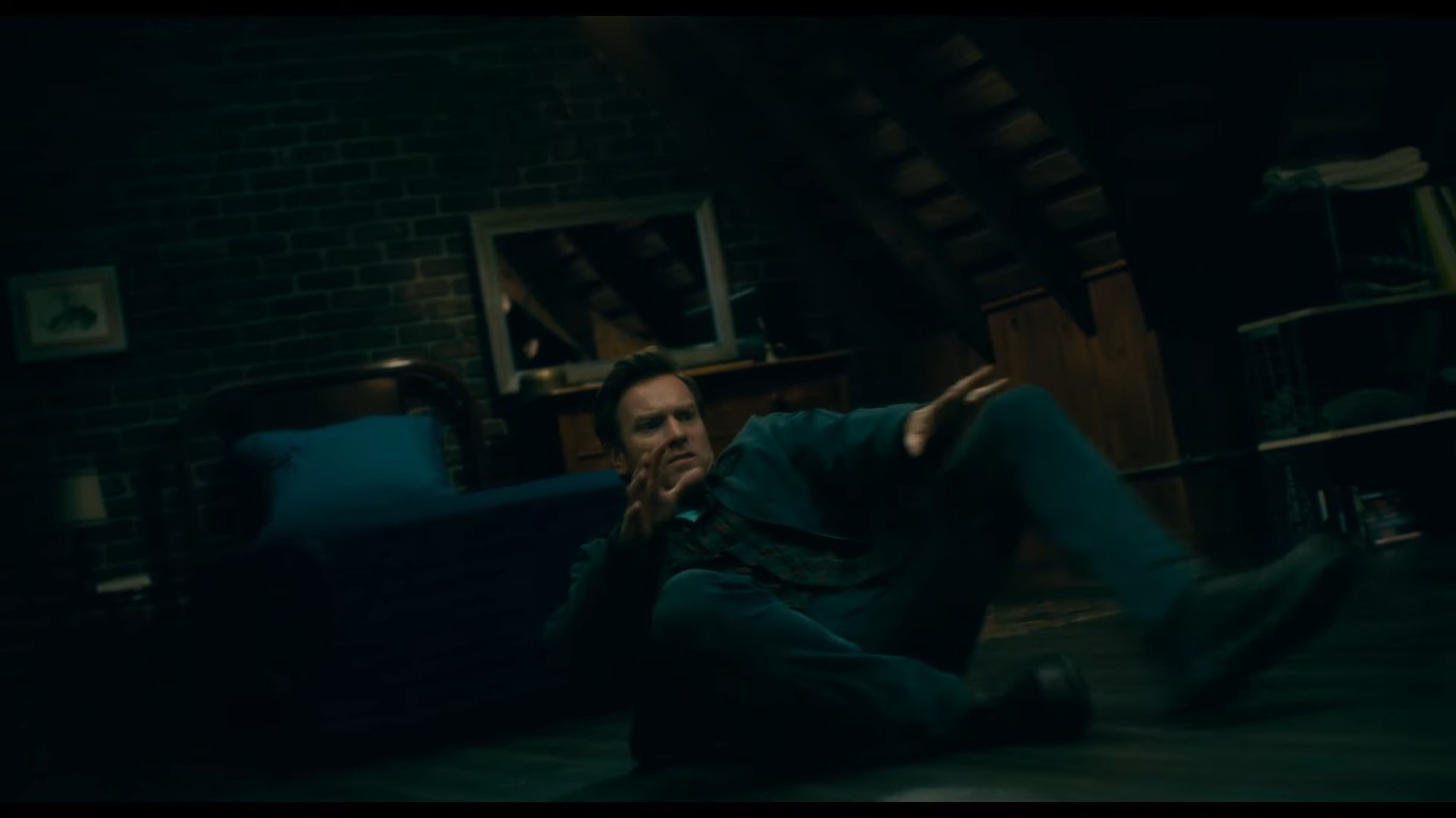 O ator Ewan McGregor em cena de Doutor Sono, continuação de O Iluminado (Foto: Reprodução)