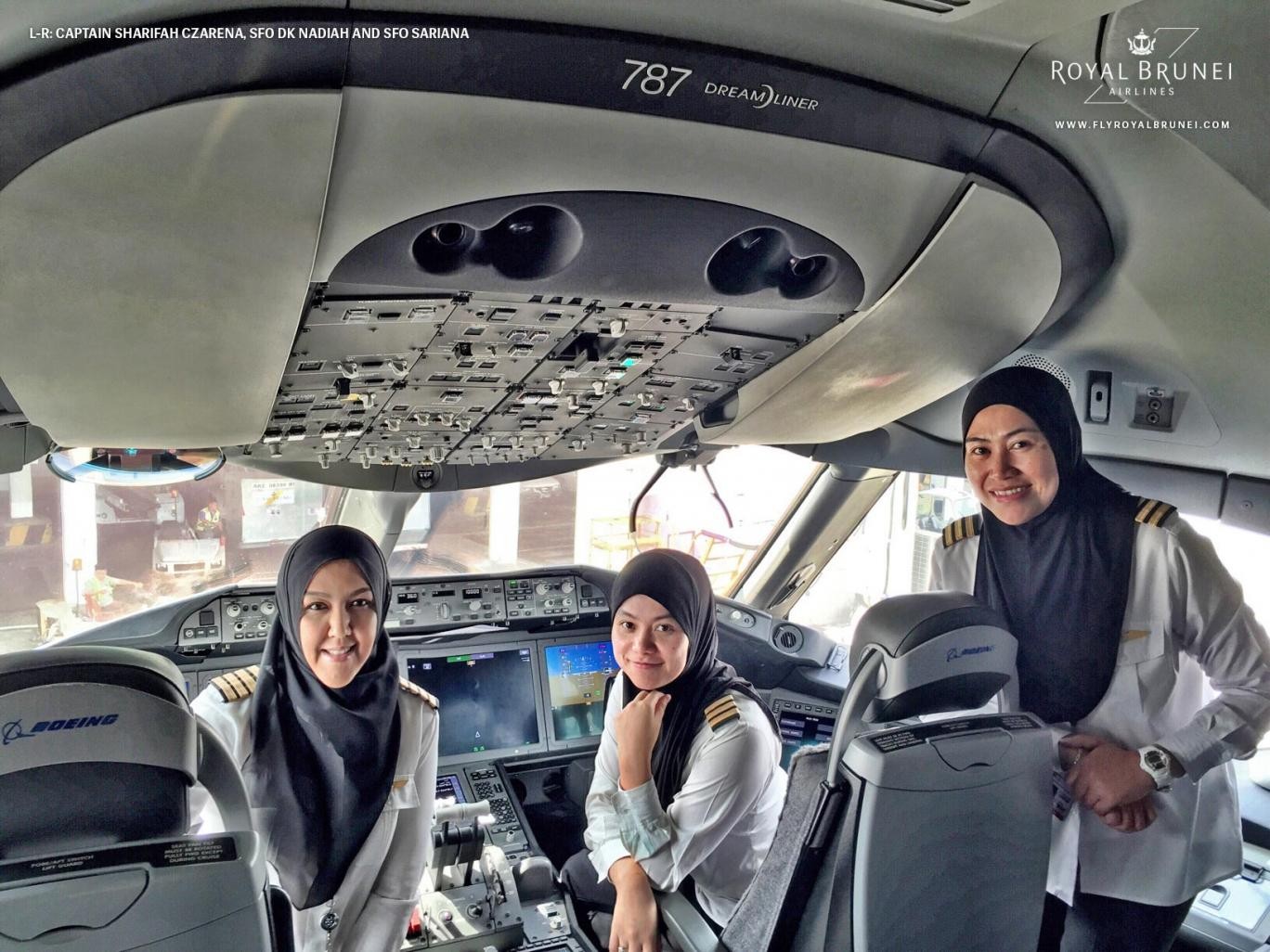 As três mulheres que comandaram o voo até a Arábia Saudita (Foto: Divulgação)