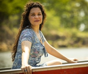 Isabel Teixeira como Maria Bruaca no remake de 'Pantanal' | Reprodução