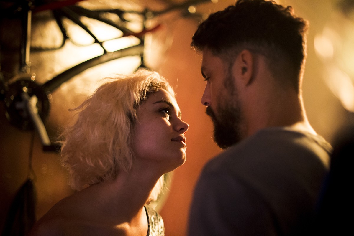 Sophie Charlotte e Cauã Reymond mudam visual para 'Ilha de Ferro' Famosos Gshow