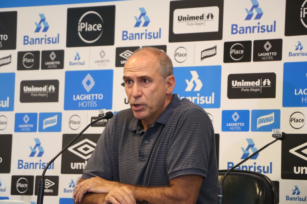 Grohe e Edílson desfalcam Grêmio contra Vitória; Beto e Marcelo Oliveira têm lesão