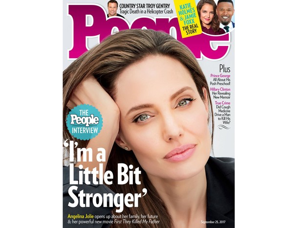 Angelina Jolie na capa da revista People (Foto: Reprodução)
