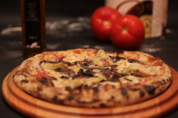 Entrada e prato principal: duas receitas de pizza para um jantar completo (Foto: Patricia Paixão)