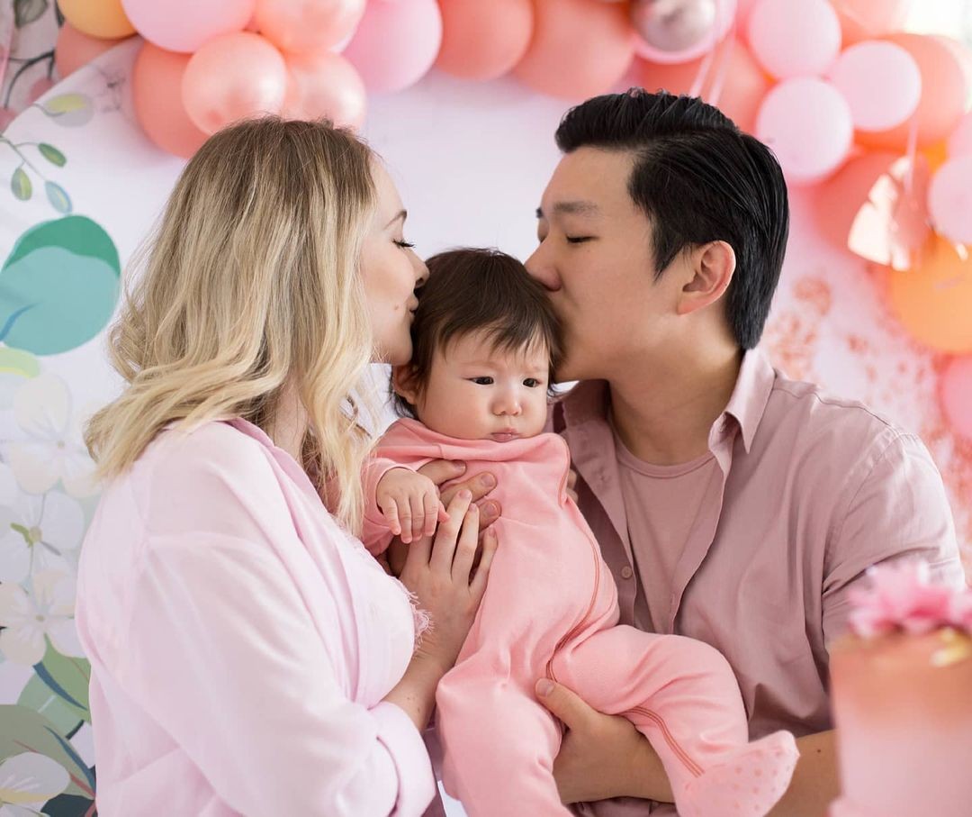 Pyong Lee se declara para família: 