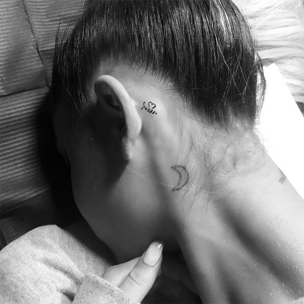 Tatuagens da Ariana Grande: um tour pelas 17 mais icônicas