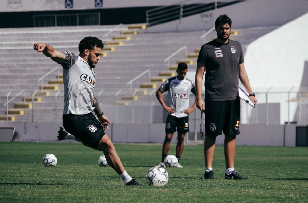 Força física e boa finalização: o que esperar de André Luis, reforço do Corinthians para 2019