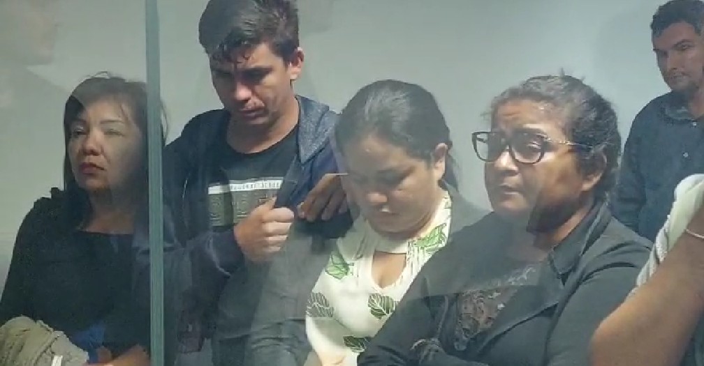 Família de Jonhliane acompanhou a leitura da sentença em maio deste ano  — Foto: Reprodução