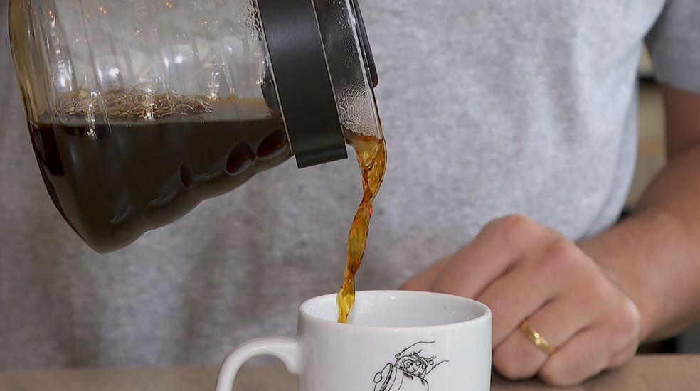Café já registra alta nas cafeterias de Ribeirão Preto, SP — Foto: Reprodução/EPTV