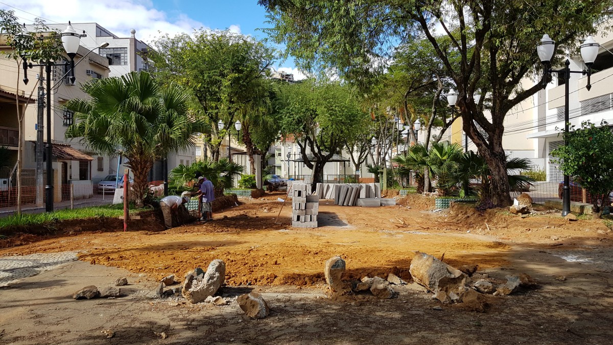 Prefeitura Revitaliza Pra a Do Ros rio Em Muria Zona Da Mata G1