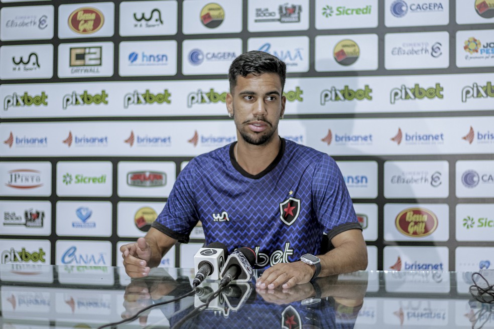 Tiago Reis já defendeu o Vasco e agora vai representar as cores do Botafogo-PB, em 2023 — Foto: Cristiano Santos / Botafogo-PB