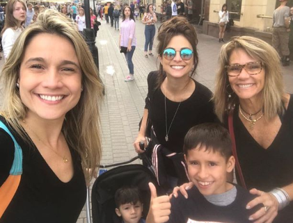 Fernanda Gentil com a família (Foto: Reprodução Instagram)