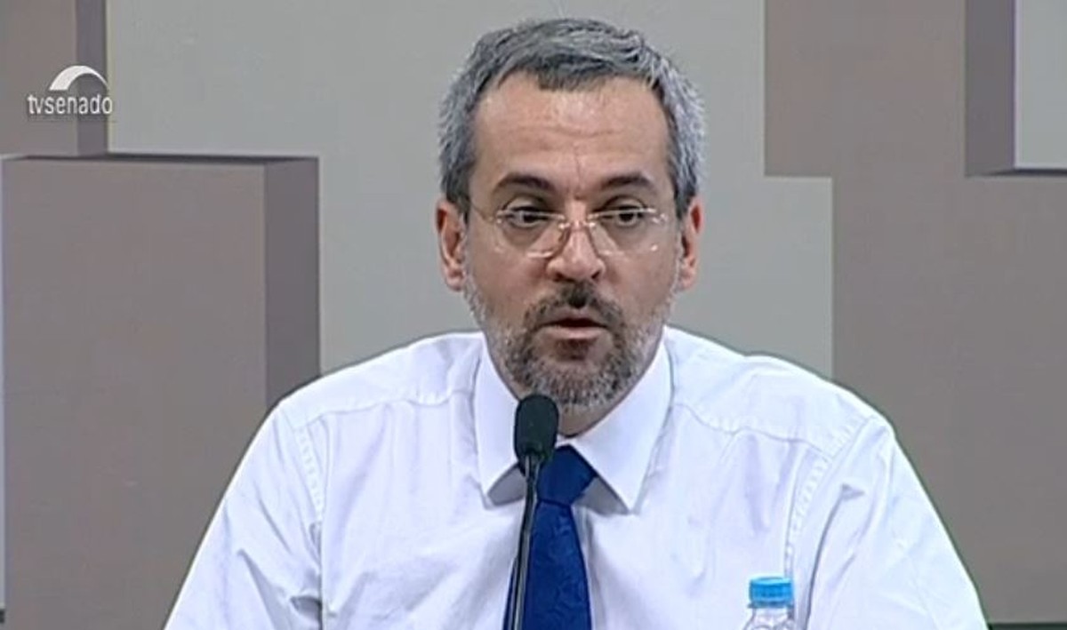 'Não há corte, há contingenciamento', diz ministro sobre orçamento das universidades federais