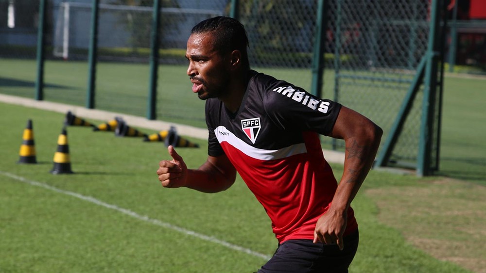 Cañete é o espião do Tricolor na Sul-Americana - SPFC