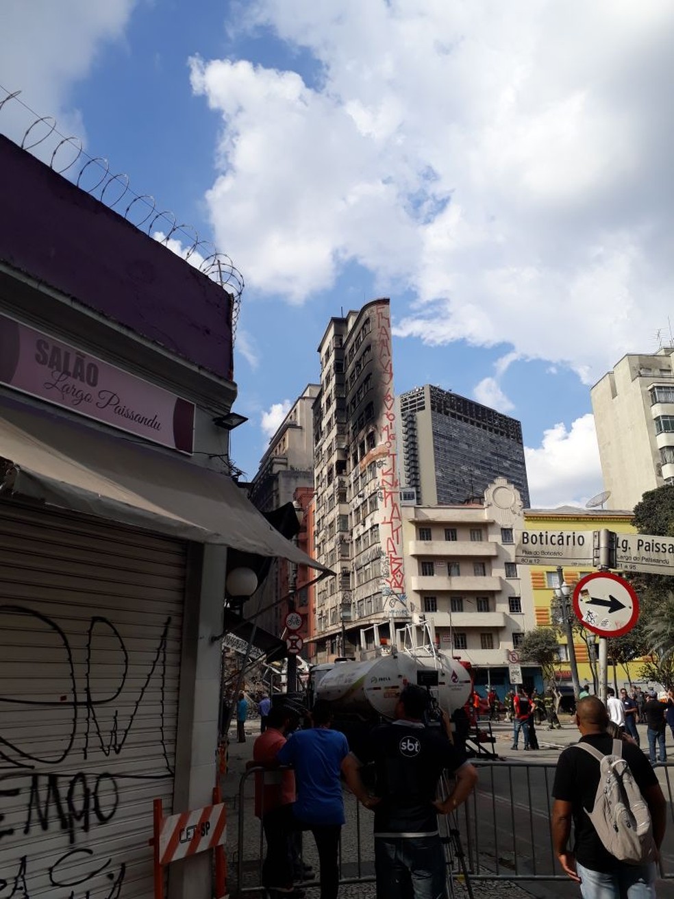whatsapp image 2018 05 03 at 12.54.25 - Defesa Civil condena prédio vizinho a edifício que desmoronou no Centro de SP