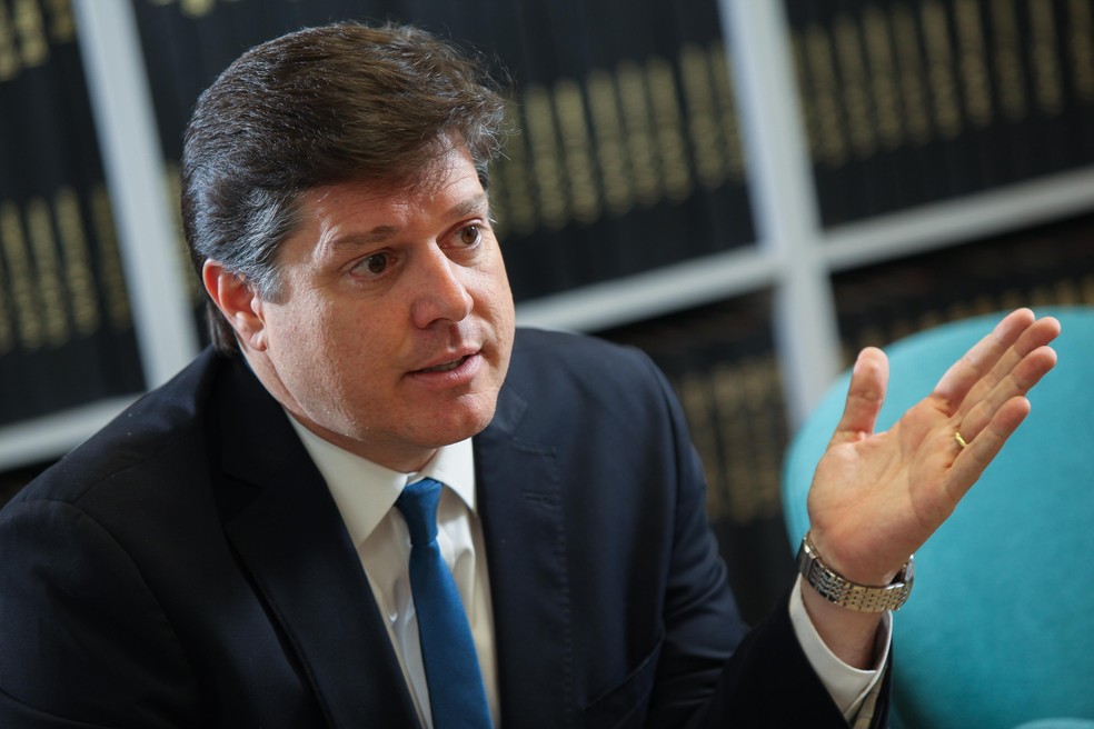 A Opositores Baleia Lembra Relacao Do Pai Com Pt E Justifica Voto Contra Dilma Politica Valor Economico