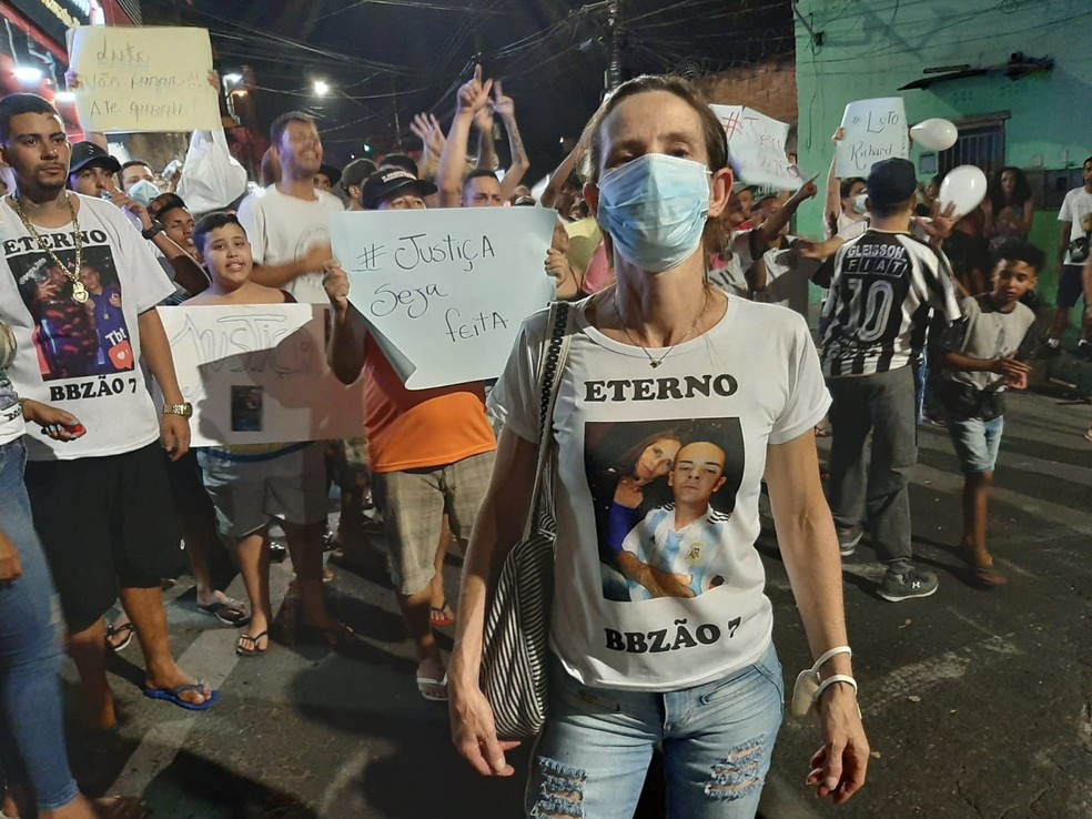 Lucélia, mãe de Richard, pede por Justiça — Foto: Reprodução/TV Globo