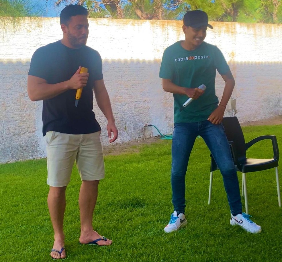 Andinho Playboyzinho cantou com Wesley Safadão — Foto: Reprodução/Instagram