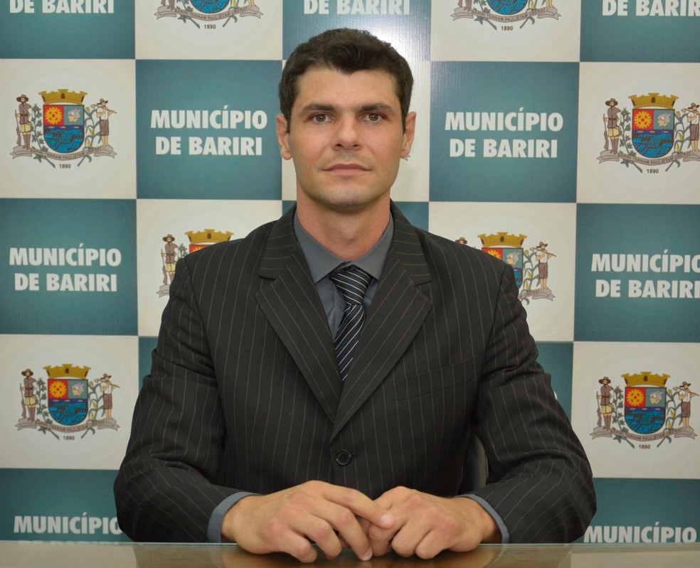 Paulo Henrique Barros de AraÃºjo assumiu a prefeitura de Bariri interinamente  (Foto: Roberto Coletta/ Arquivo pessoal )