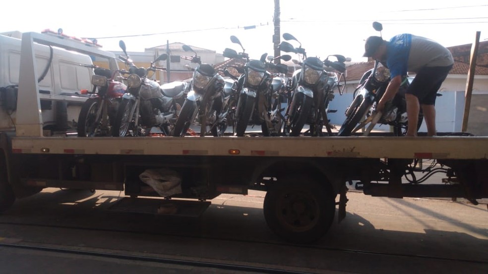 Polícia Militar apreendeu 26 motocicletas em situação irregular em Presidente Prudente — Foto: Polícia Militar