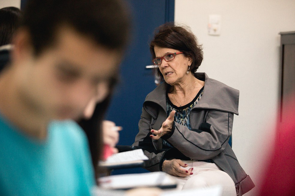 A psicanalista e orientadora vocacional Maria Stella Sampaio, do instituto Colmeia (Foto: Marcelo Brandt/G1)