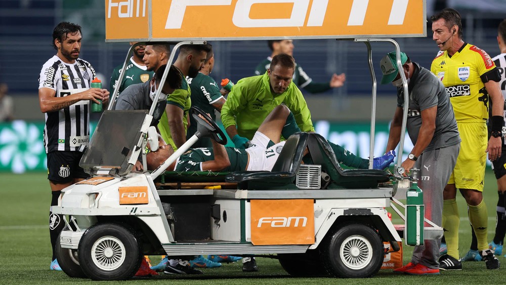 Mayke não tem fratura detectada e já inicia tratamento no Palmeiras