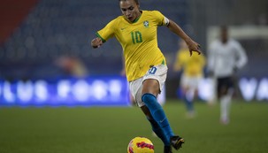 Marta sofre nova lesão na coxa e é cortada da Seleção