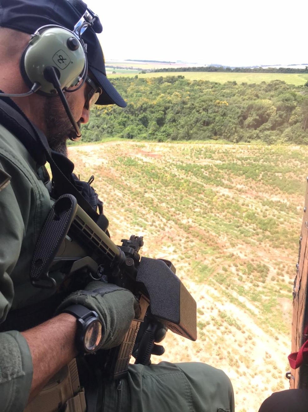 Helicóptero apoiou apreensão de cigarros da PRF em Ourinhos — Foto: Polícia Rodoviária Federal/Ourinhos