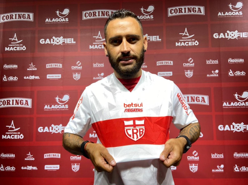 Jean Patrick, meio-campista do CRB — Foto: Nathália Lopes/ASCOM CRB