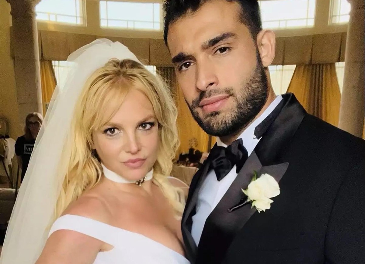 Britney Spears e Sam Asghari se casaram em 9 de junho em Thousand Oaks (Foto: Reprodução )