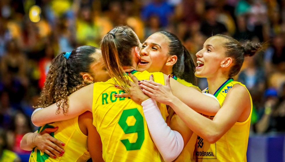 Brasil estreia contra a Coreia do Sul no vôlei feminino — Foto: FIVB