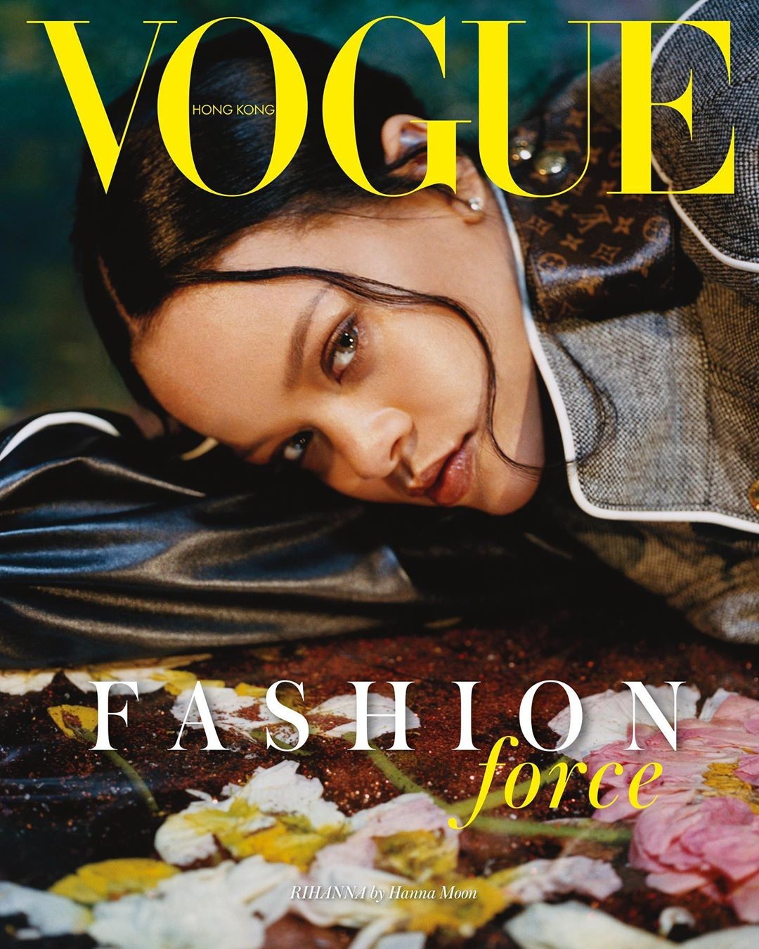 RIhanna para Vogue Hong Kong (Foto: Instagram Rihanna e Vogue Hong Kong/ Reprodução)