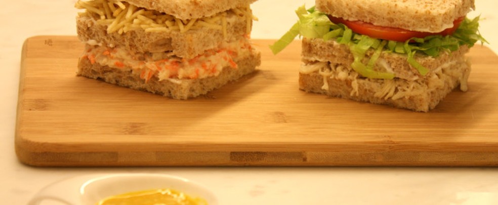 Sanduíche Natural De Frango Bem Temperado