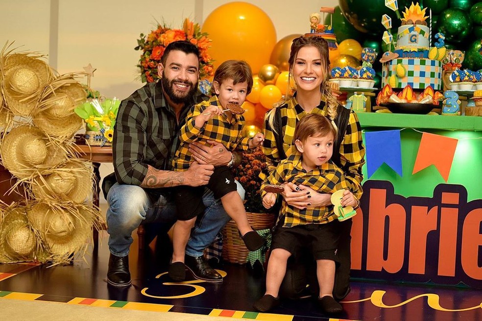 Filho de Gusttavo Lima e Andressa Suita faz três anos — Foto: Reprodução/Instagram/Allyne Menolly