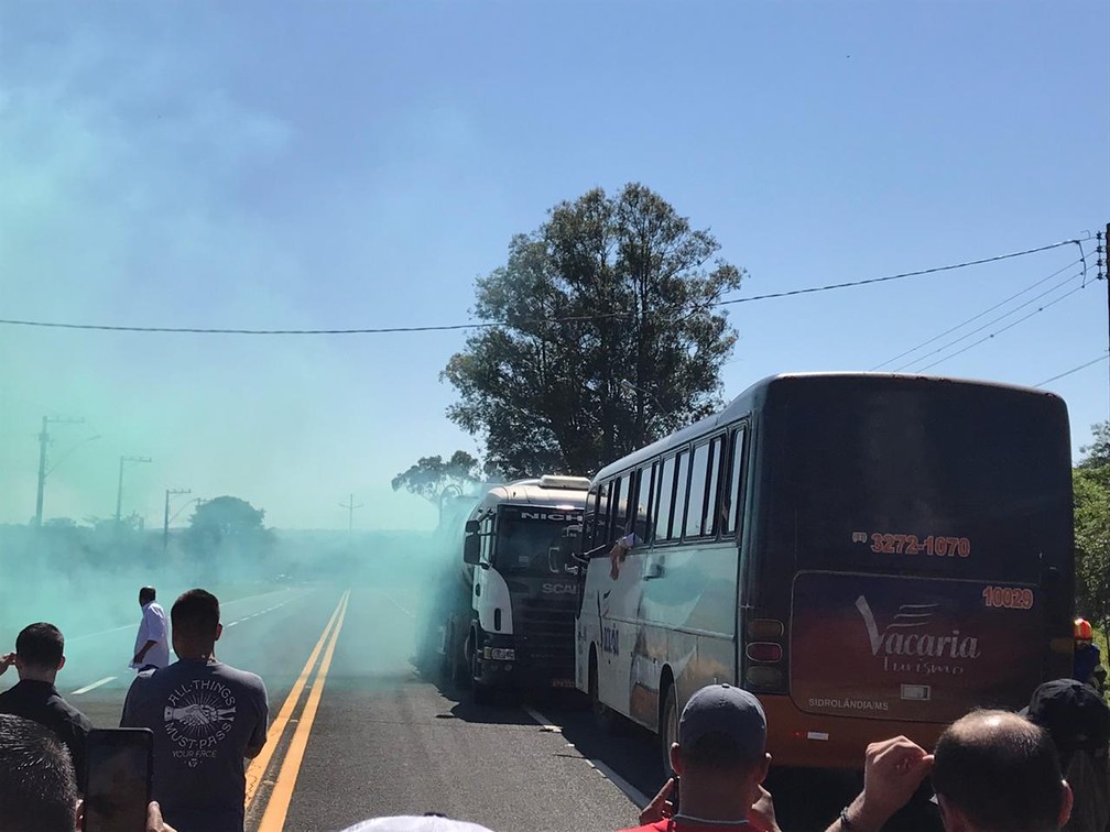 Simulado de acidente mobilizou equipes e chamou a atenção em Assis — Foto: Wagner Jardim/ The Brothers 